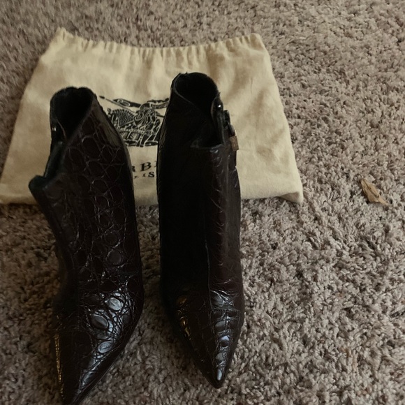 Burberry crocodile booties 100% authentic - Picture 2 of 7